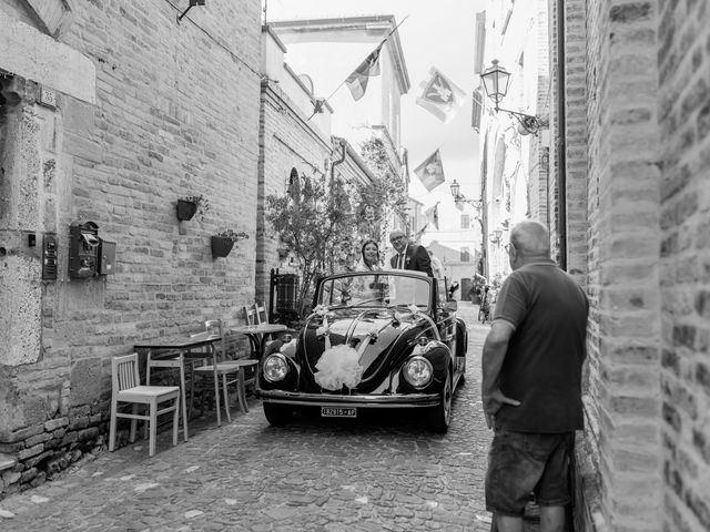 Il matrimonio di Paolo e Elisa a Porto San Giorgio, Fermo 76