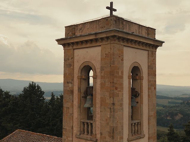 Il matrimonio di Lorenzo e Rebecca a Barberino Val d'Elsa, Firenze 36