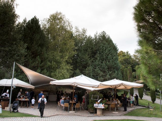 Il matrimonio di Andrea e Erika a Caronno Pertusella, Varese 33