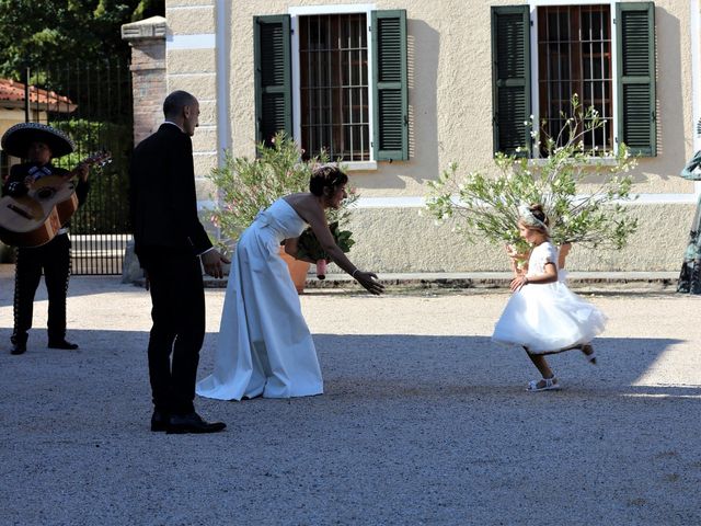 Il matrimonio di Luca e Rossella a Vimercate, Monza e Brianza 8