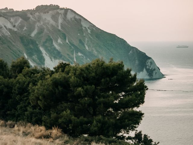 Il matrimonio di Andrea e Natascia a Sirolo, Ancona 53