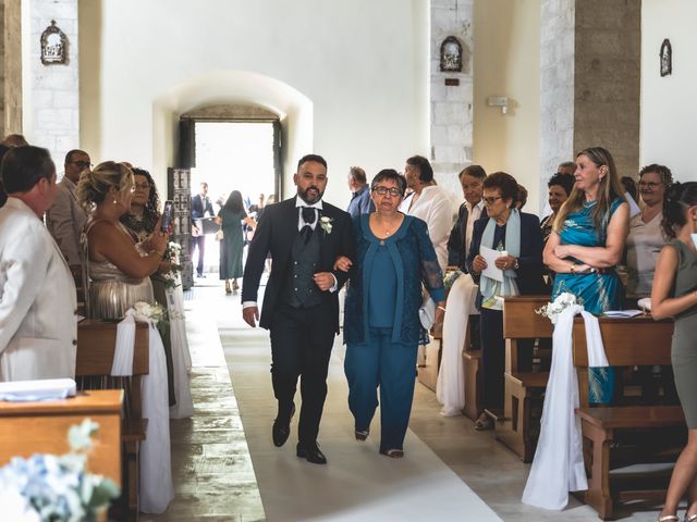 Il matrimonio di Mariangela e Francesco a Carpineto della Nora, Pescara 12