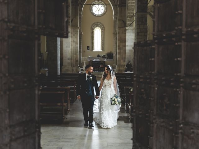 Il matrimonio di Mariangela e Francesco a Carpineto della Nora, Pescara 24