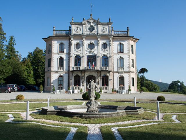 Il matrimonio di Angelo e Daiva a Varano Borghi, Varese 3