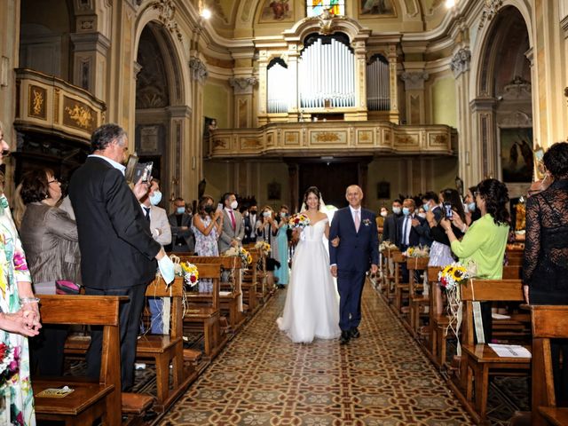 Il matrimonio di Samuele e Anita a Brivio, Lecco 15