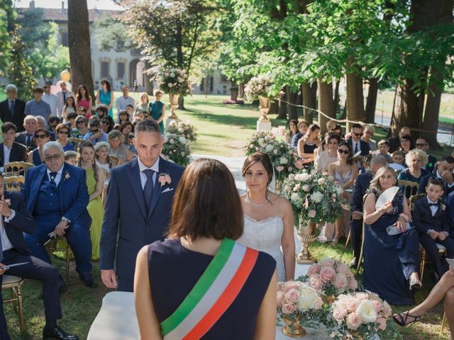 Il matrimonio di Massimiliano e Erica a Robecco sul Naviglio, Milano 22