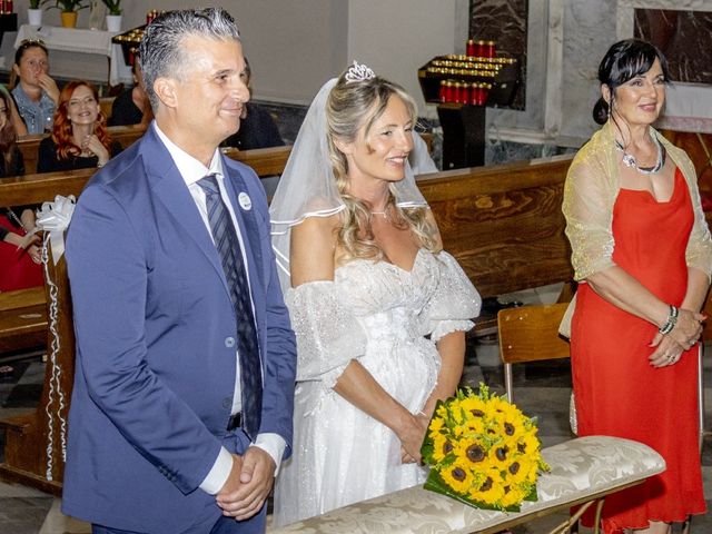 Il matrimonio di Ilaria e Mauro a Livorno, Livorno 10