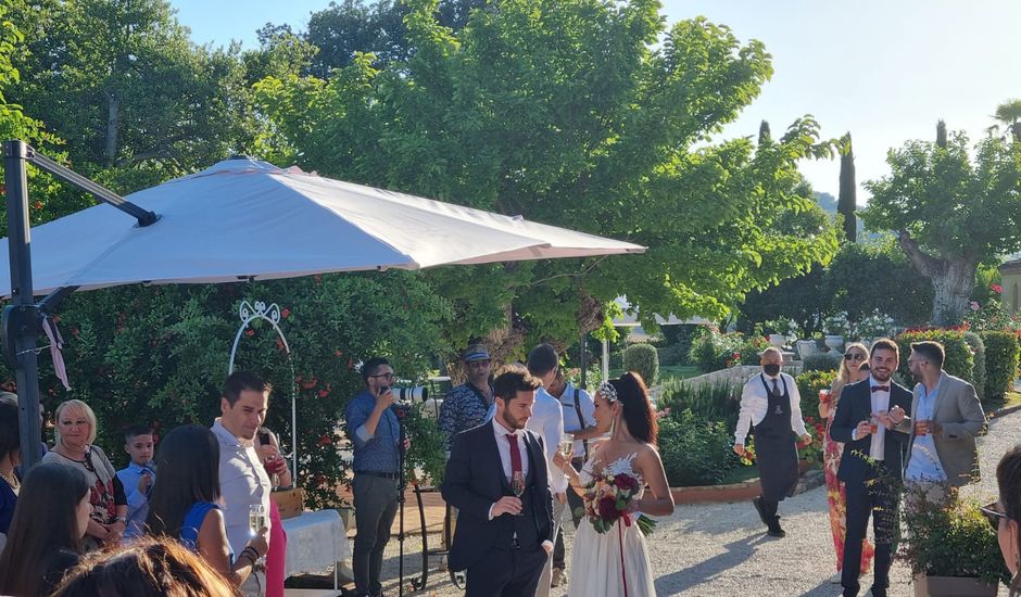 Il matrimonio di Luca e Fabiola  a Pesaro, Pesaro - Urbino