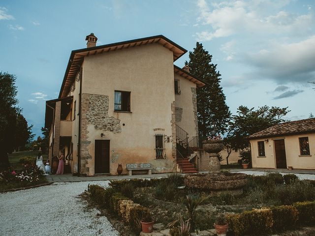 Il matrimonio di Vlad e Delis a Città di Castello, Perugia 118