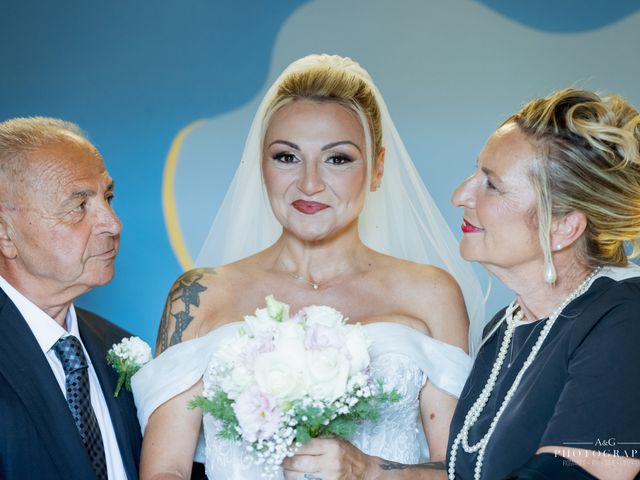 Il matrimonio di Mattia e Corinne a Castellalto, Teramo 50