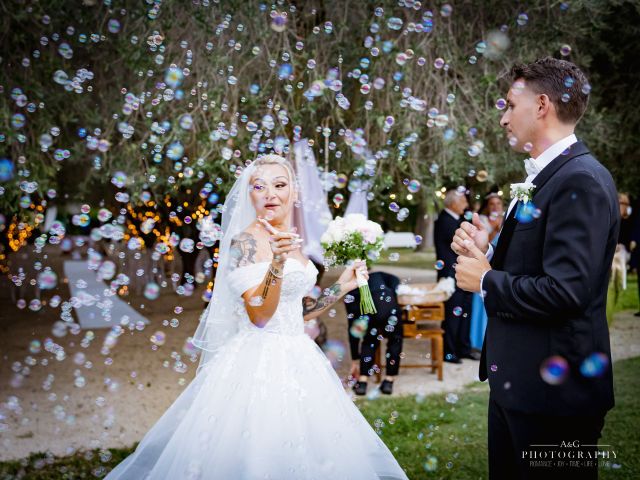 Il matrimonio di Mattia e Corinne a Castellalto, Teramo 75