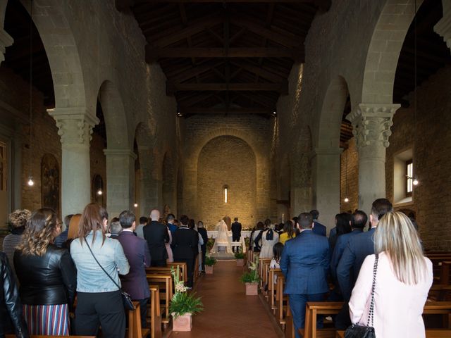 Il matrimonio di Pierpaolo e Elena a Levane , Arezzo 26