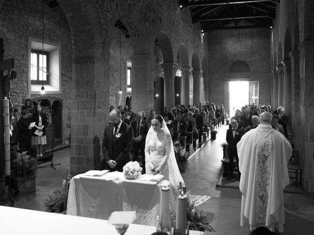 Il matrimonio di Pierpaolo e Elena a Levane , Arezzo 34