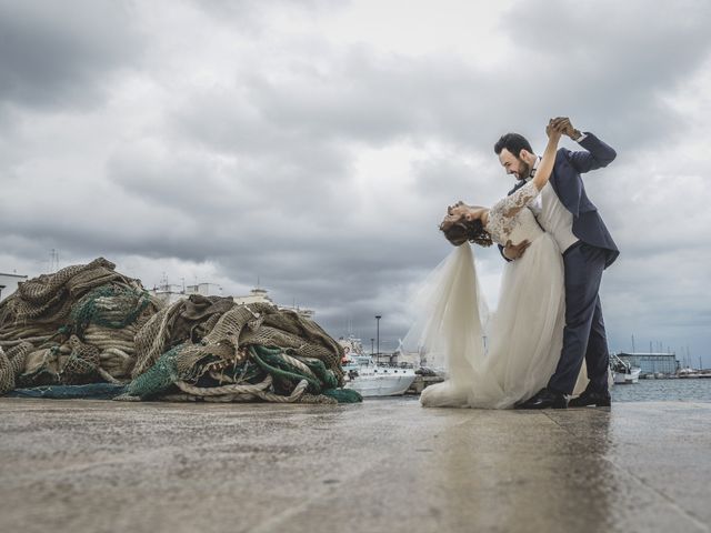 Il matrimonio di Martino e Laura a Monopoli, Bari 18