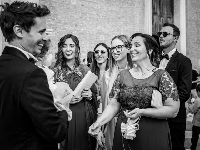 Il matrimonio di Luca e Giulia a Albarella, Rovigo 15
