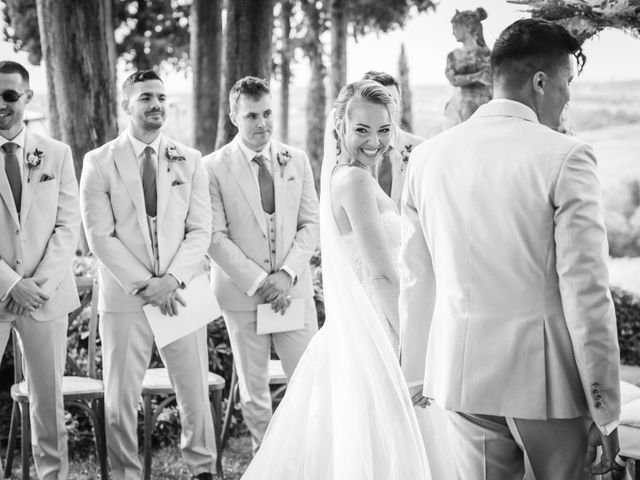 Il matrimonio di Christopher e Alena a Montespertoli, Firenze 36