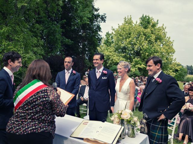 Il matrimonio di Marco e Elaine a Lucca, Lucca 29
