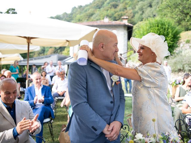 Il matrimonio di Enzo e Silvia a Canzo, Como 21