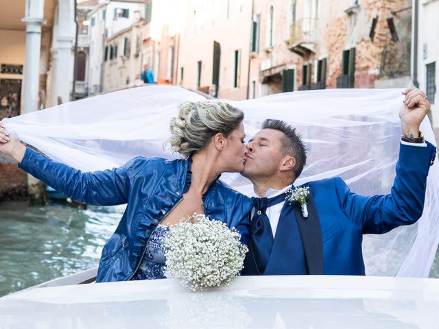 Il matrimonio di Michele e Elena a Revine Lago, Treviso 20