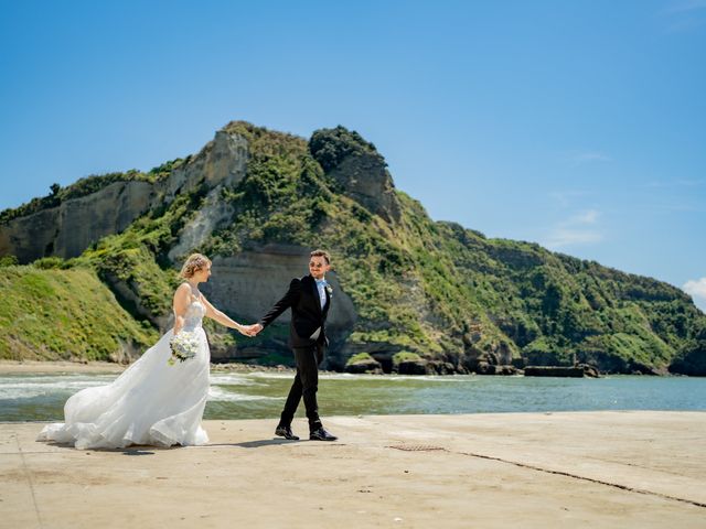 Il matrimonio di Andrea e Teresa a Bacoli, Napoli 16