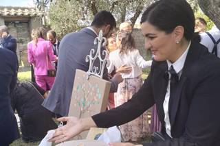 Nevia Cerimoniere - Private Celebrant - 9