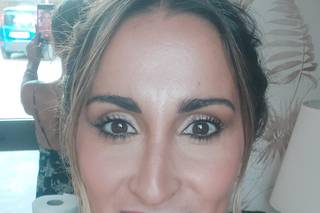Marta Renis Makeup Artist - 1