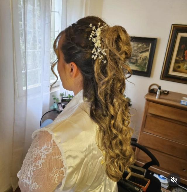 Glo.ve Hair Studio - 2
