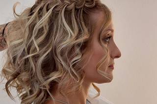 Glo.ve Hair Studio - 9