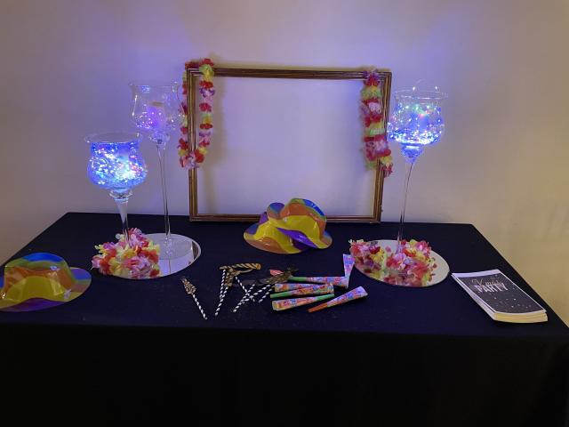 Party Guest Book Spinner 360 - 1