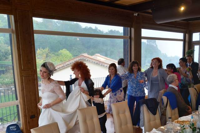 On The Rocks Event & Wedding 3