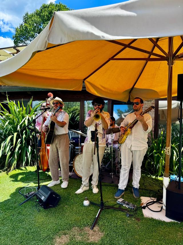 Tony Luana & i LocoPomona - 2