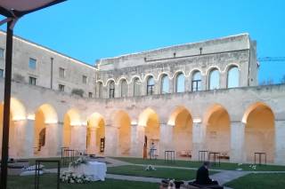 Apulia Waiters and Service - 7