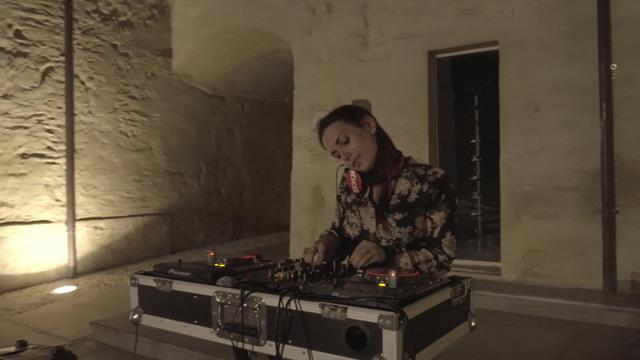 Sara Dj - 2