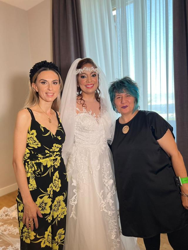 Giovanna Gaudenti Makeup Bar Project - 1