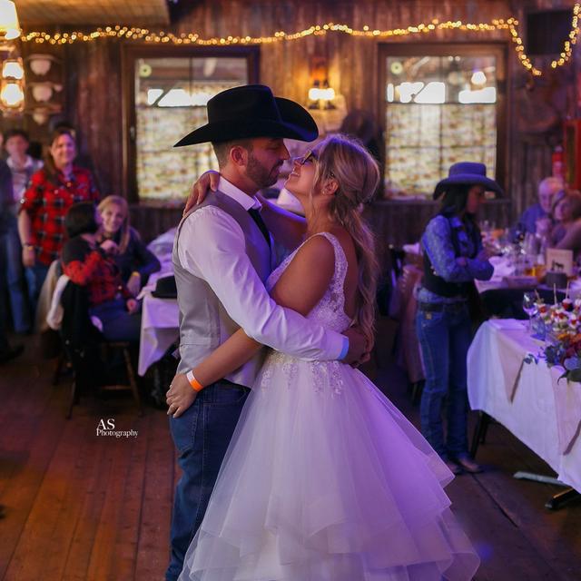 Cowboys Guest Ranch - 3