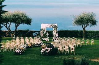 Love and Wine - Celebrante - 1