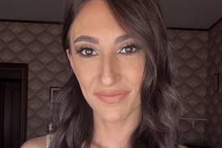 Debbie Make-up - 11