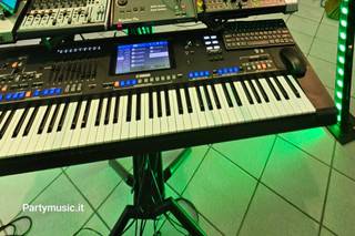 Cristian - Party Music - 9