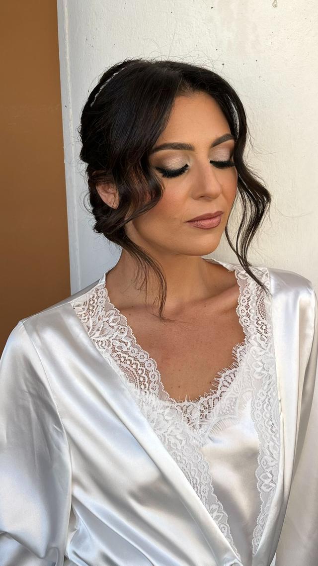 Isabella Makeup-Artist - 1