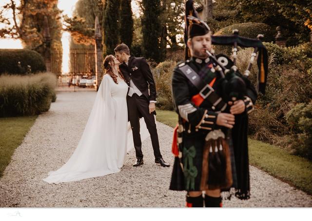Scottish piper in Italy - 1