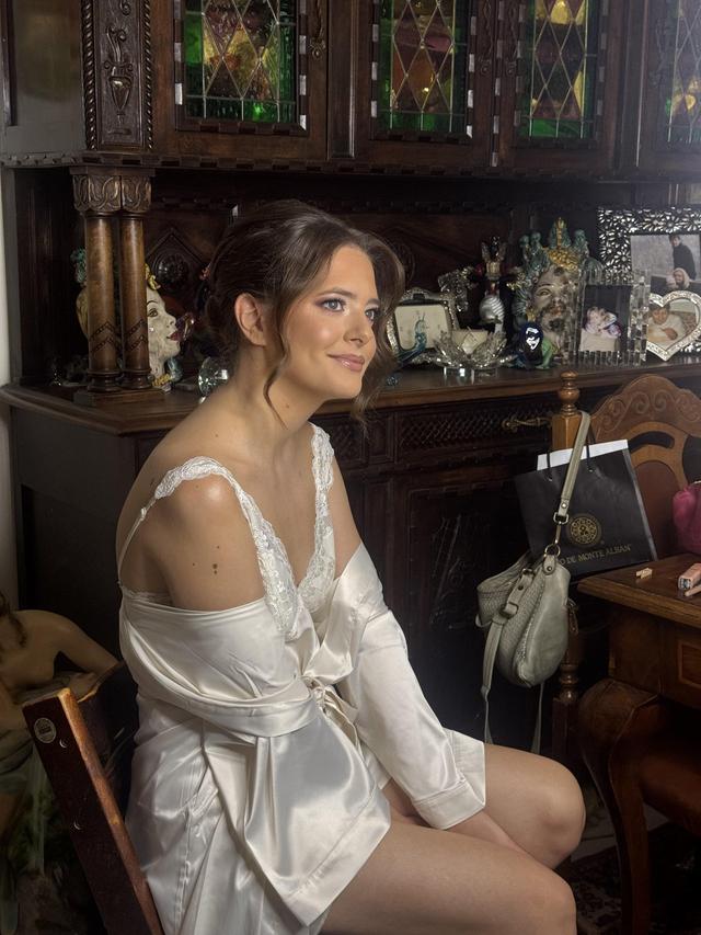 Mihaela MUA - 3