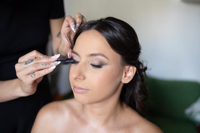 Rebecca Iori Makeup Artist - 3