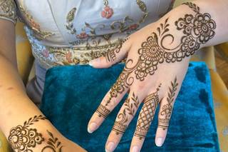 Myam Mehndi Artist - 9