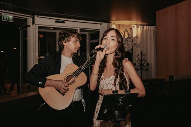 Voice of Waves - acoustic duo 4