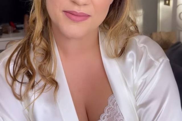 Lina Tinari Beauty & Nails 2