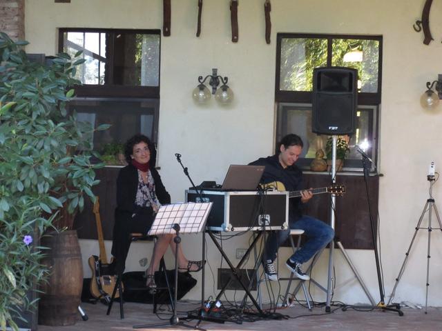 Stand by duo - 1
