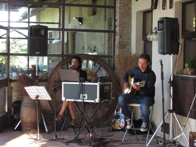 Stand by duo - 2