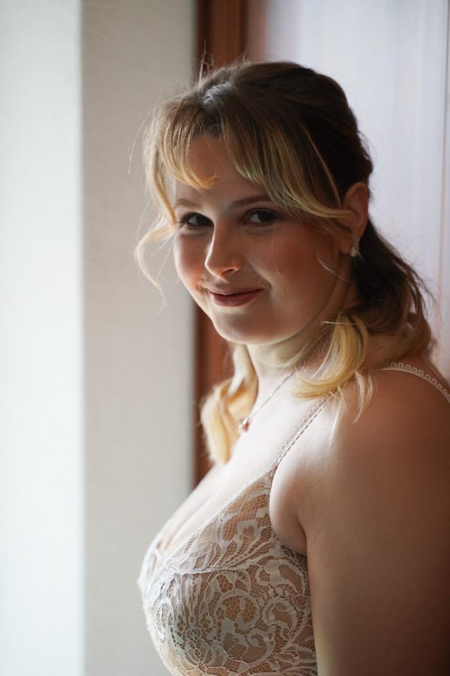 Sara De Capitani make-up & hair style - 2
