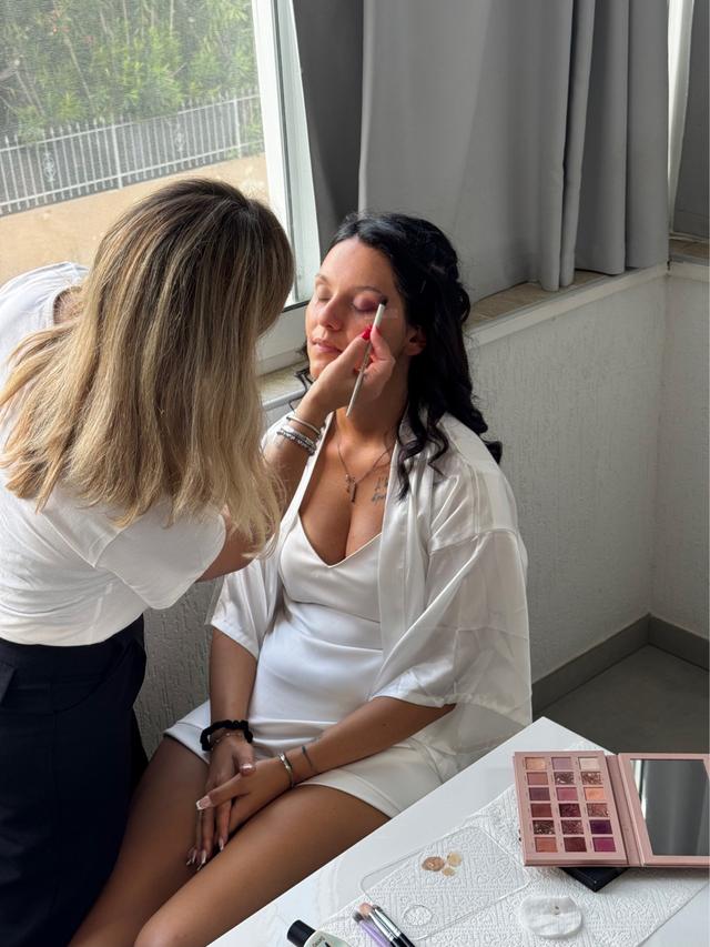 Ramona Make-up artist - 3