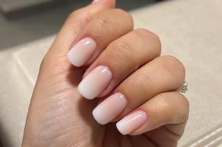 Delia Cassinesi Luxury Nails & Make-up - 5